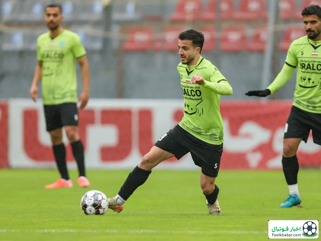 گل‌سازی لطفی در کامبک به‌یادماندنی (عکس)