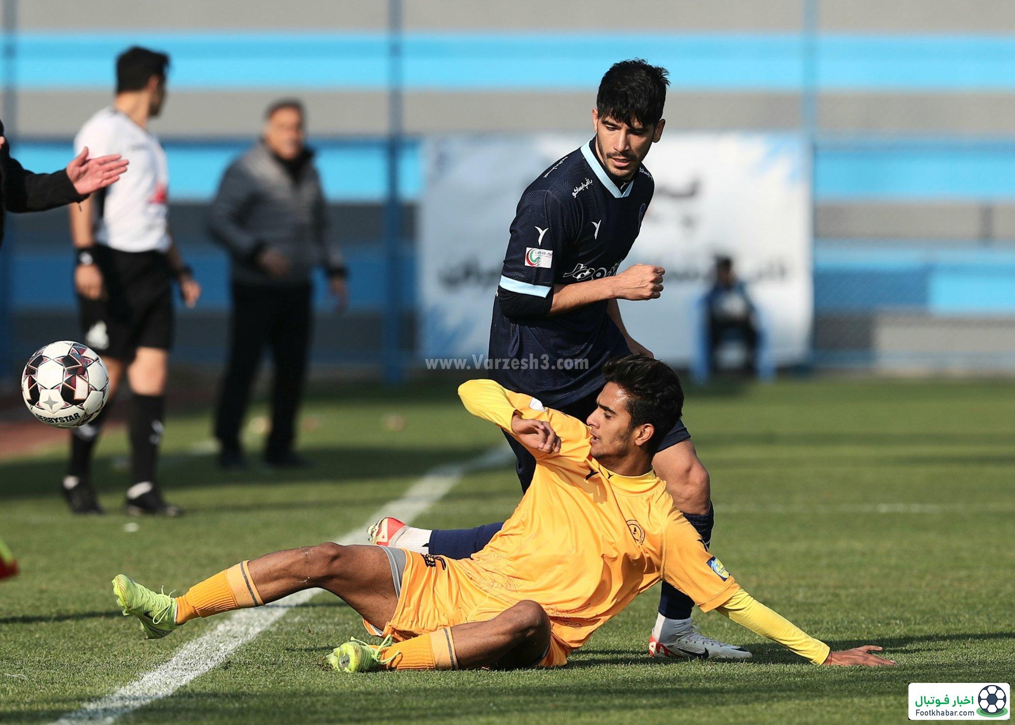 شکایت از داوری که در دو دقیقه جنجال درست کرد!