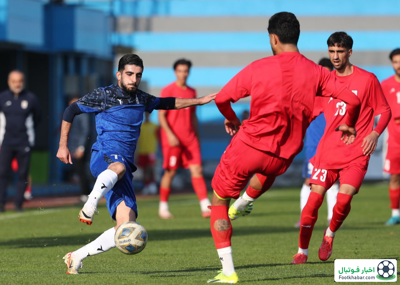 بازی دوستانه همراه با دیدار رفقای قدیمی (عکس)