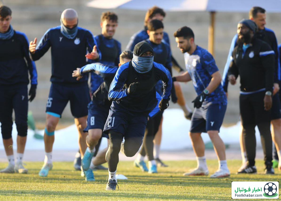 دو خارجی استقلال هنوز به ایران برنگشتند!