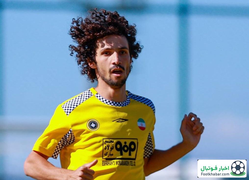 خوشحالی یک پرسپولیسی در سپاهان (عکس)