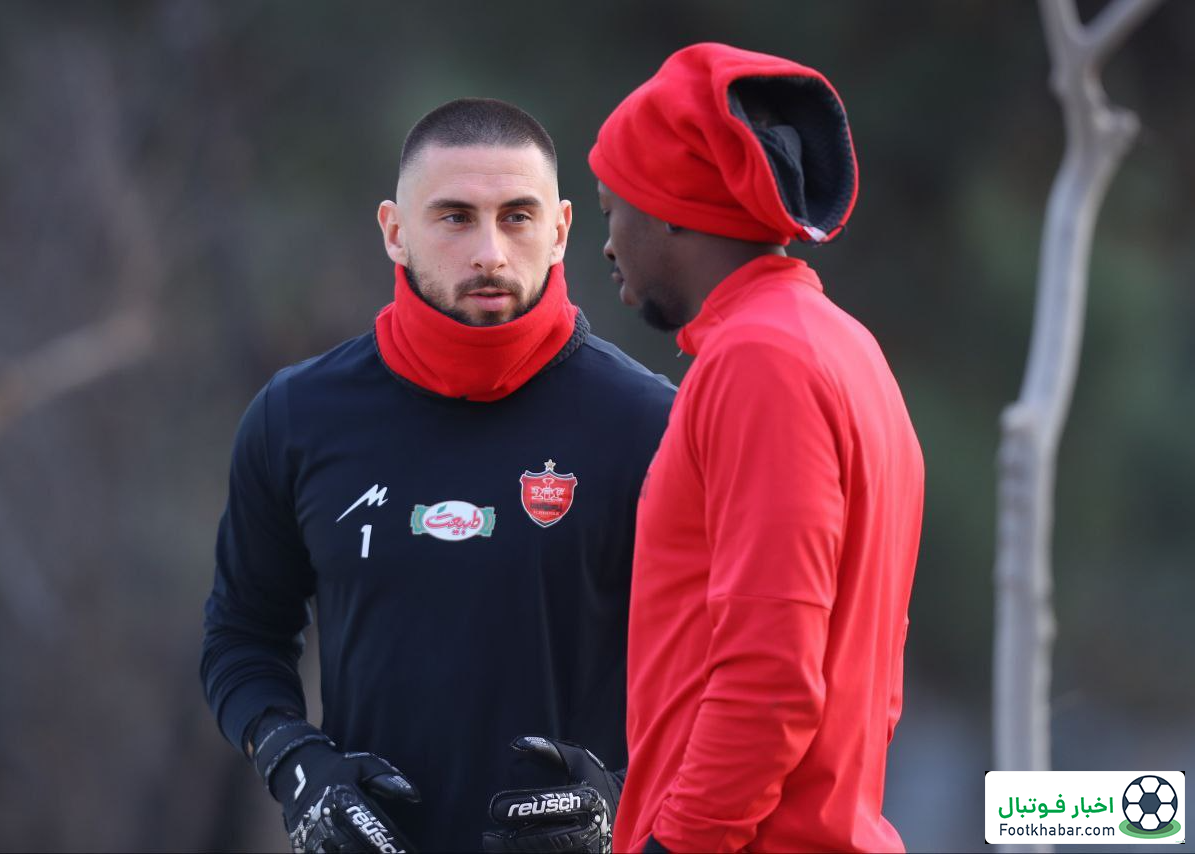 بازیکن مازاد پرسپولیس به نیمکت برگشت