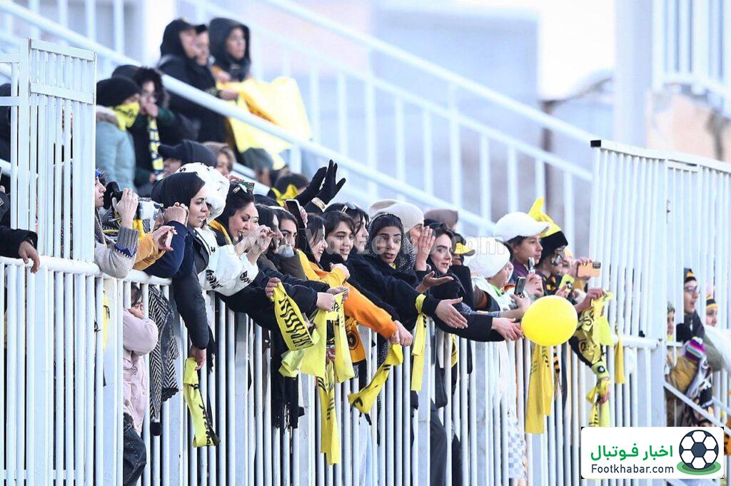 هدیه برای دختران سپاهان: لباس جواد (عکس)