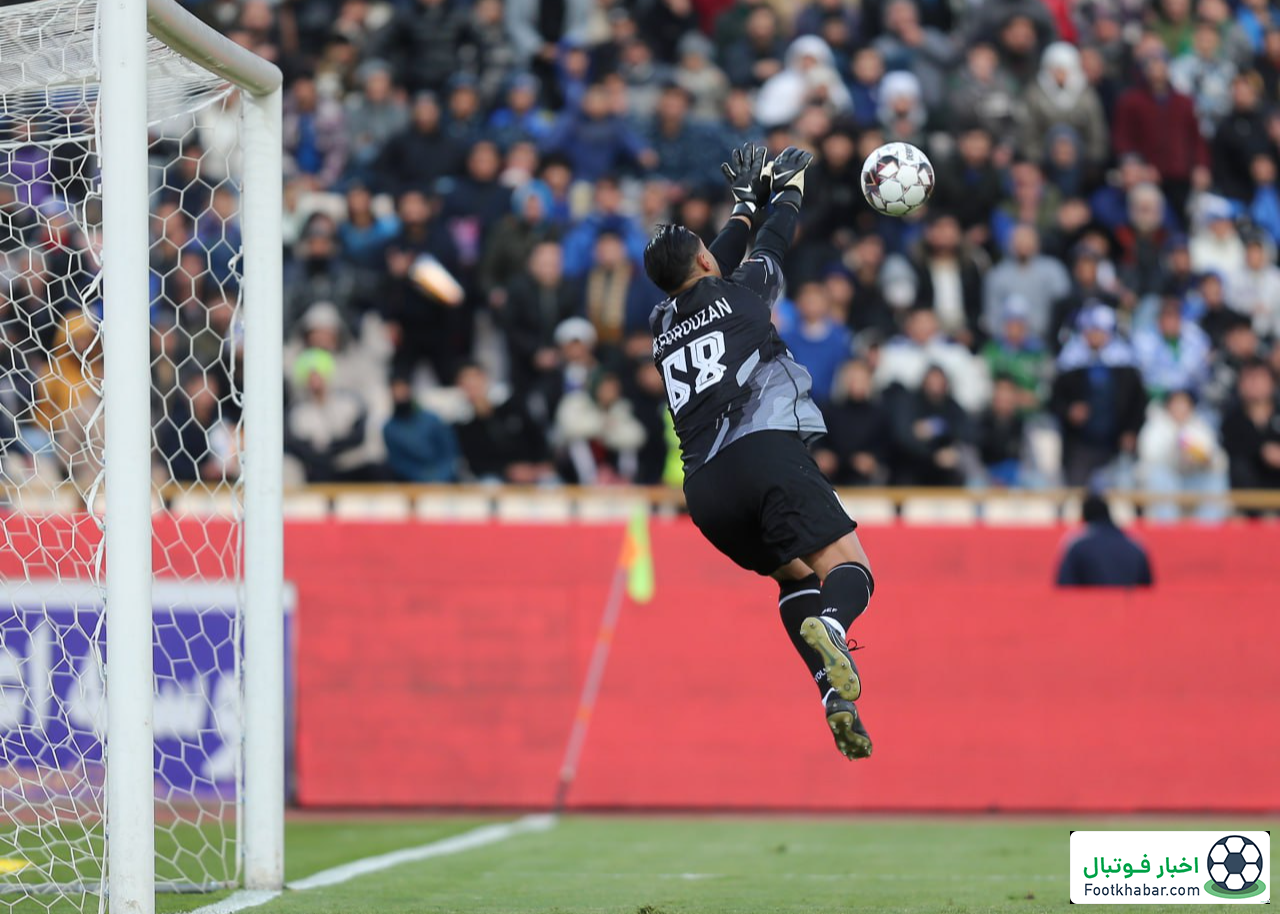 نمای نزدیک از ناکامی استقلال مقابل فروزان(عکس)