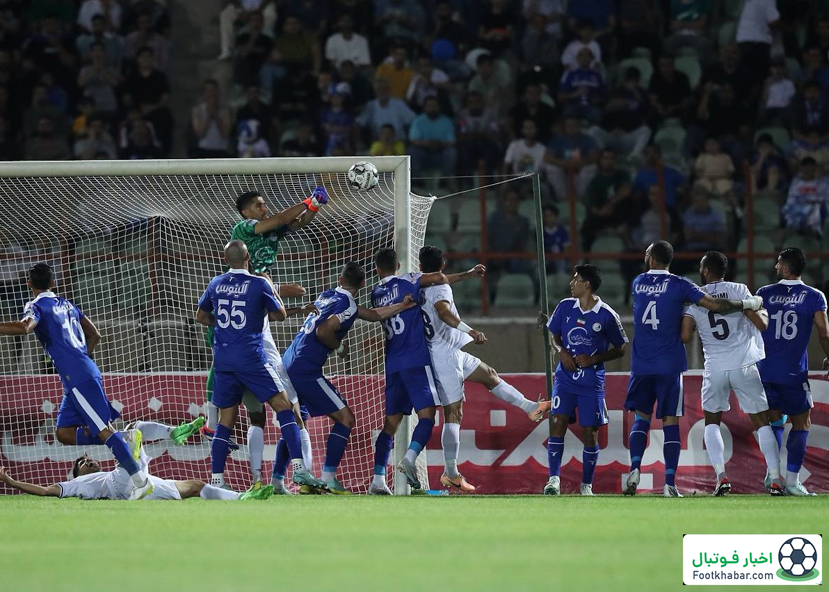 گزارش زنده: استقلال 0 – شمس آذر 0