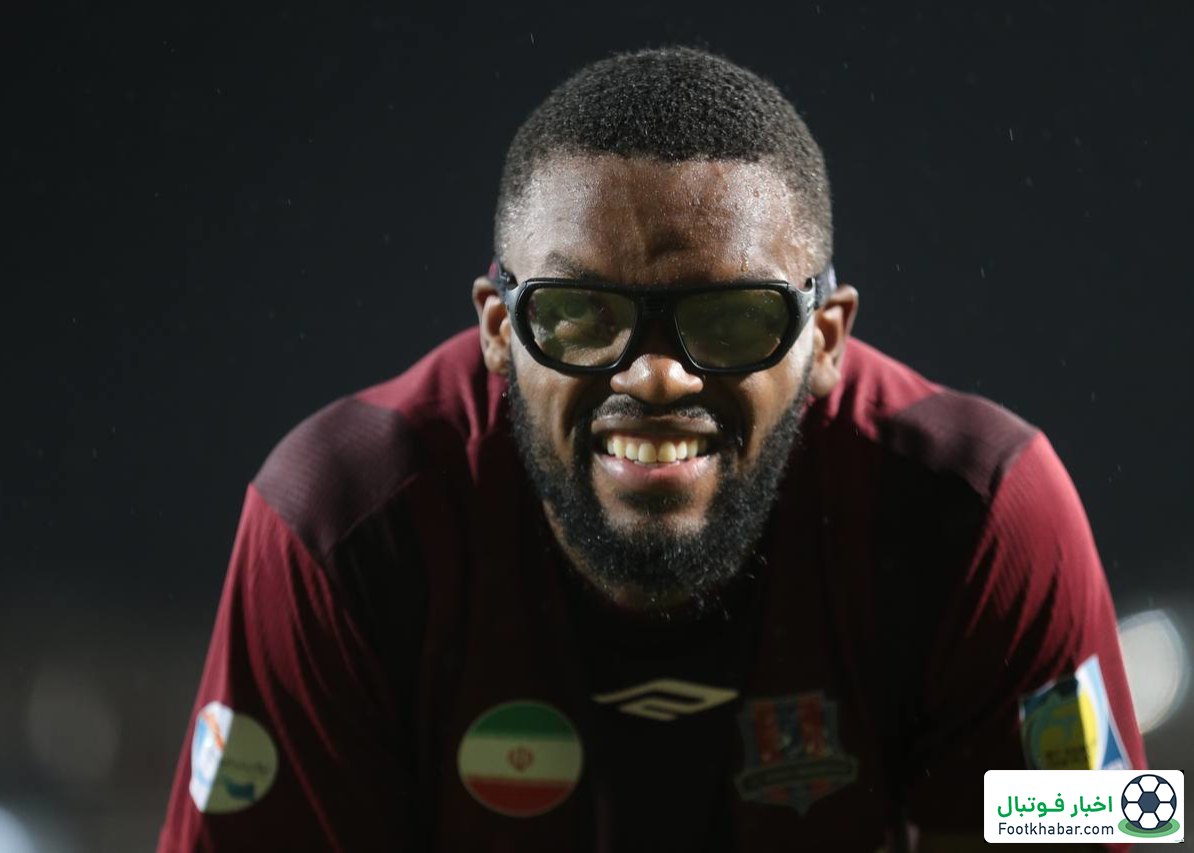 چشمان امیدوارکننده یامگا بدون عینک (عکس)