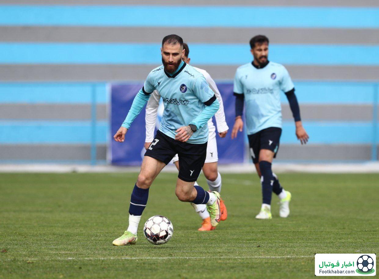 سرمربی شمس‌آذر، تماشاگر ویژه بازی خانوادگی (عکس)