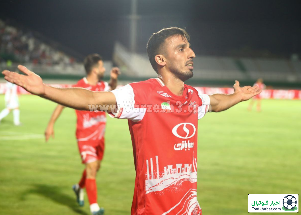 سعید صادقی همچنان در استندبای پرسپوليس