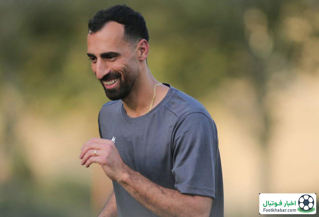 آبی‌ترین شمس آذر علیه استقلال در دور برگشت (عکس)