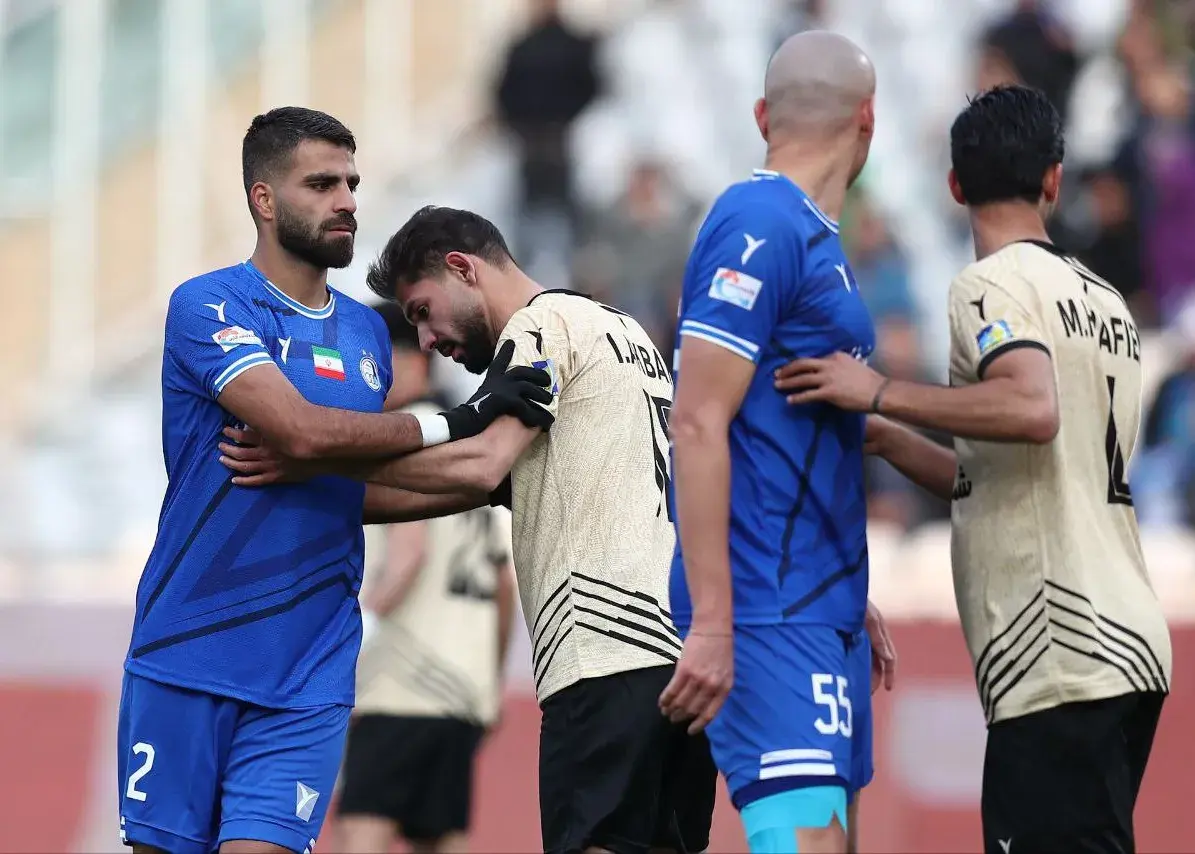 گزارش زنده: شمس آذر 0 – استقلال 0