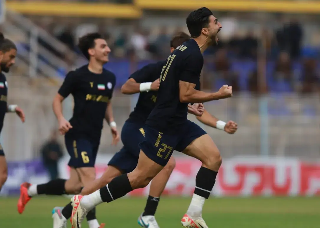 فریاد شادی در جنگ نفتکشهای لیگ یک (عکس)