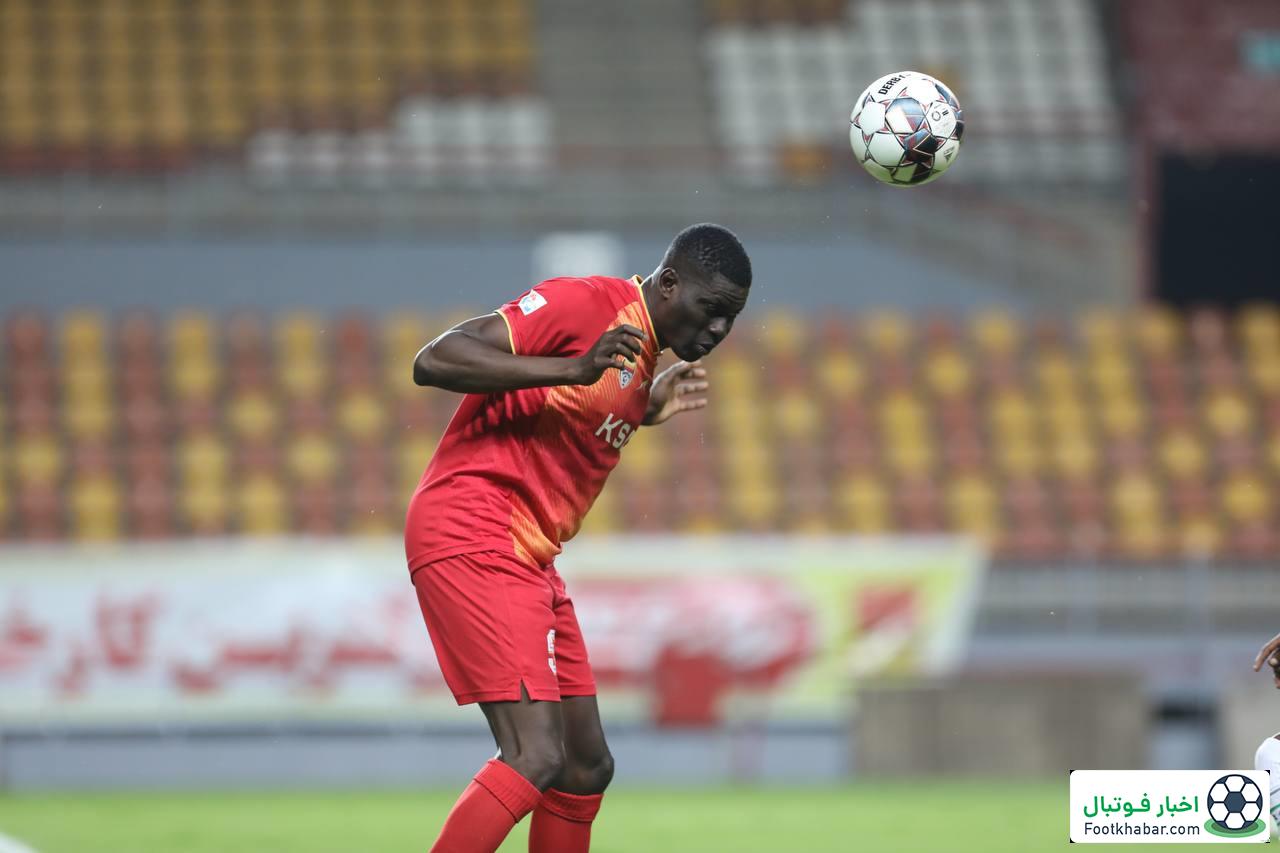 اقدام جالب مدافع خارجی بعد از اشتباه تاثیرگذار