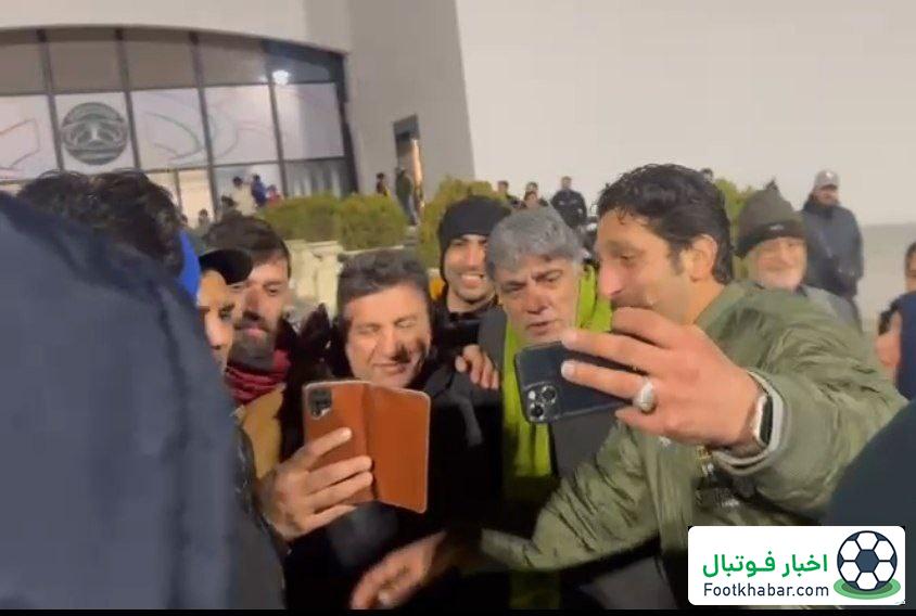 قلعهنویی در محاصره هواداران پرسپولیس برای سلفی