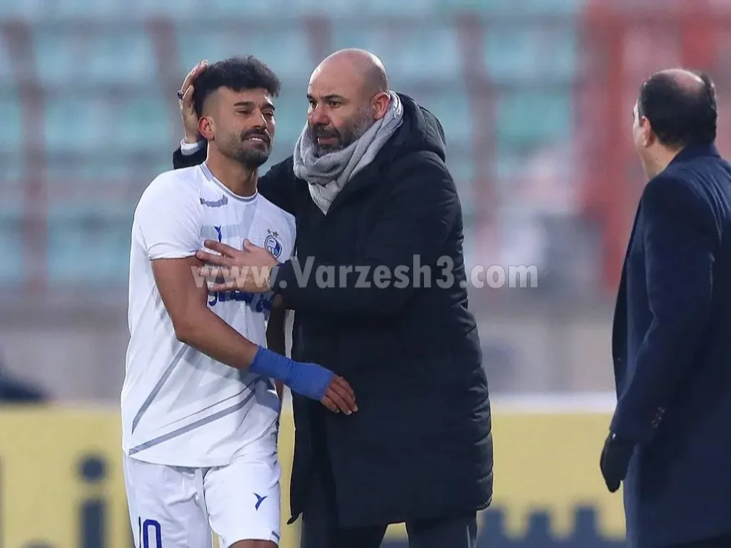 سهراب: برای شادی دل آن سرباز بازی می‌کنیم