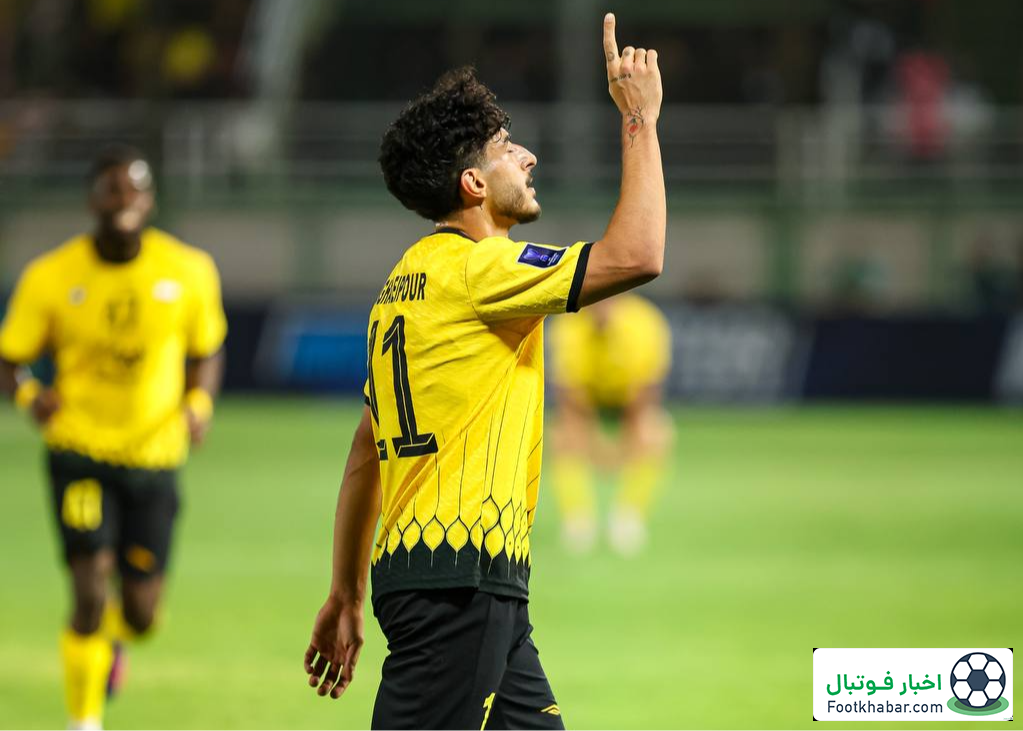 ستاره جنجالی سپاهان بالاخره به پرسپوليس رسید