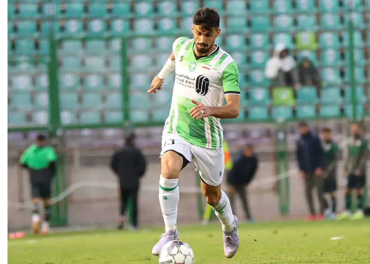 انتقاد مدافع سابق تراکتور از یک قانون عجیب!