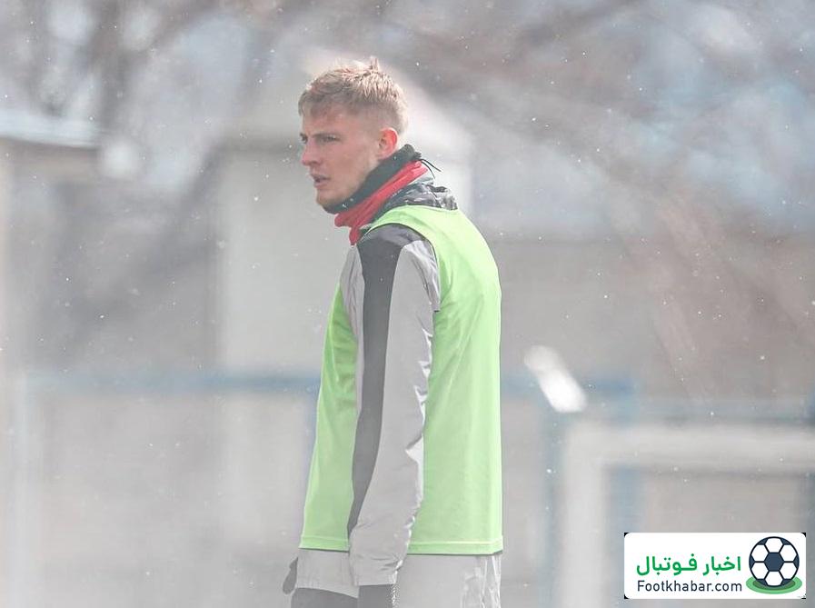 آتشبار مهاجم تراکتور برای بازگشت به صدر