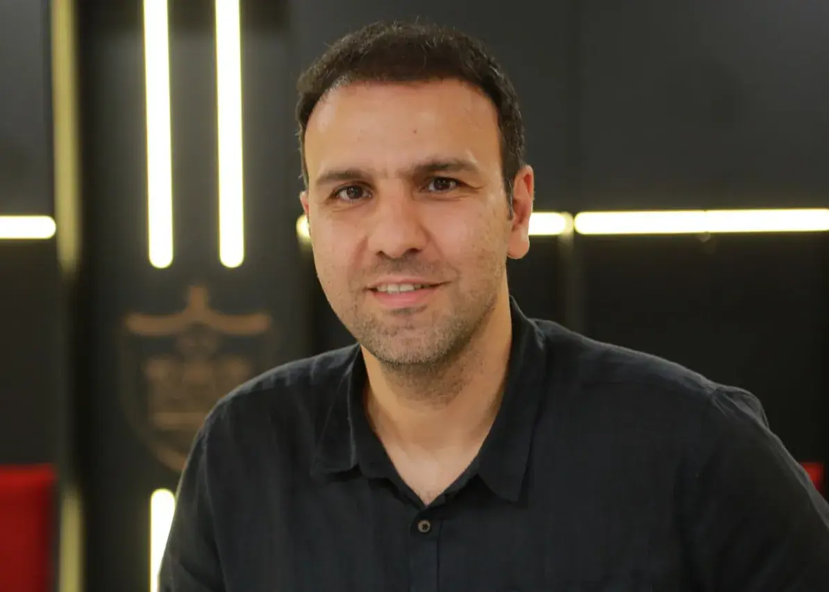 واکنش تند محسن خلیلی به خائنین و وطن‌فروشان