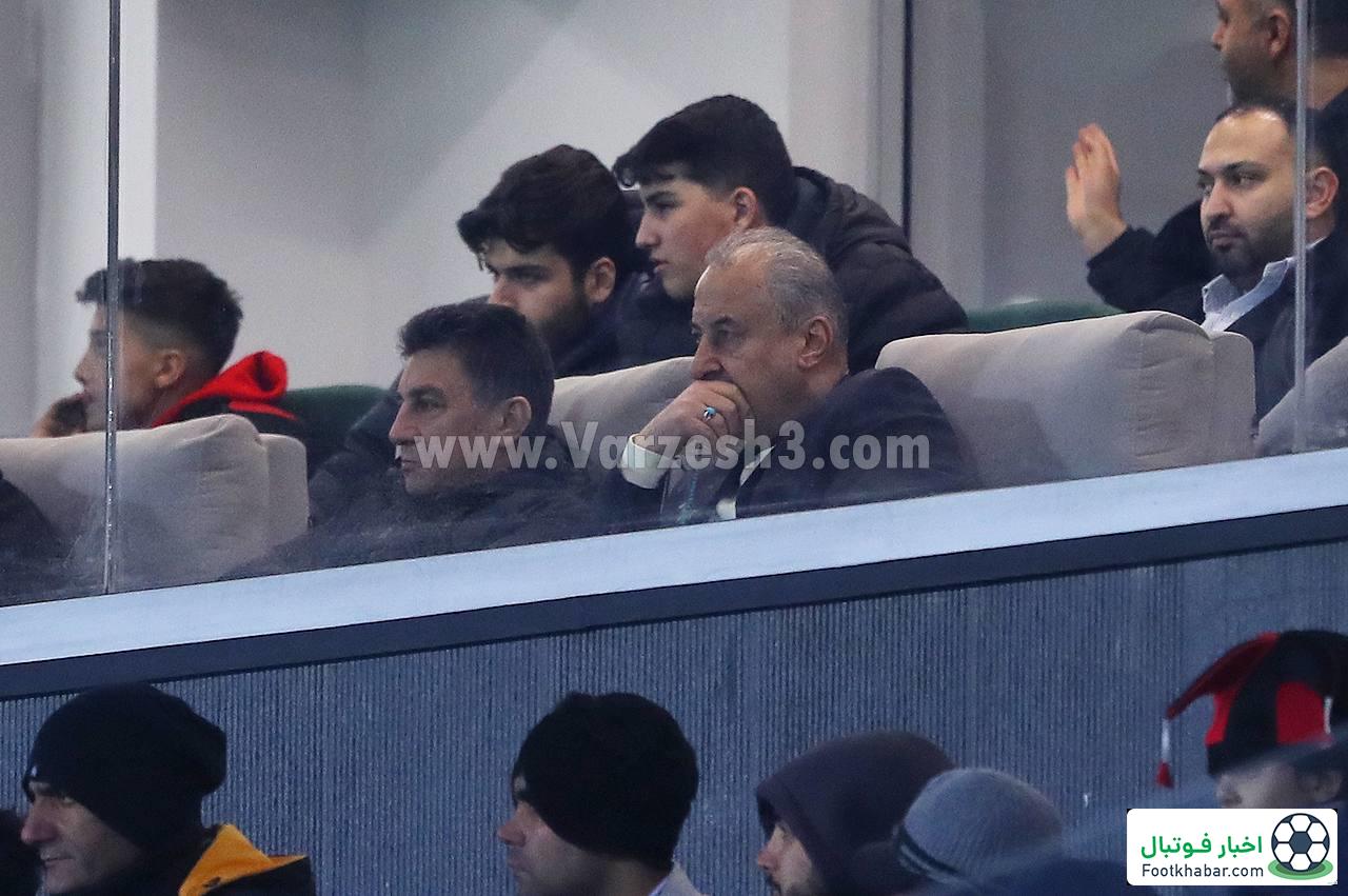 درویش، تماشاگر و خشم و ناراحتی! (عکس)