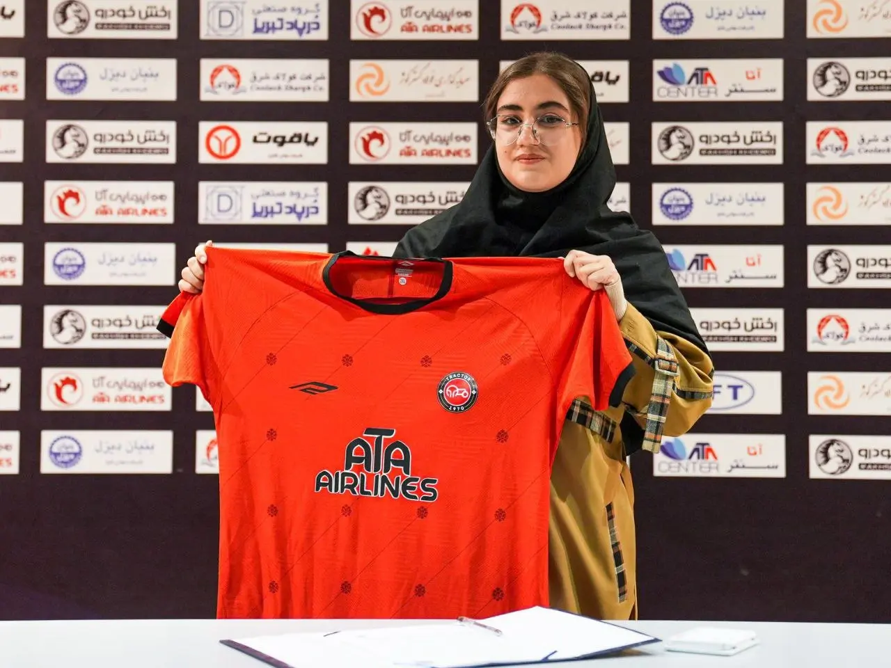 رسمی: 21 خرید جدید در تیم زنان تراکتور!