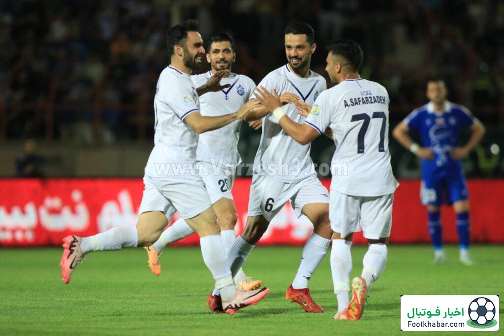 ملوان برای فرار از بحران گل مدرسه‌ای زد!