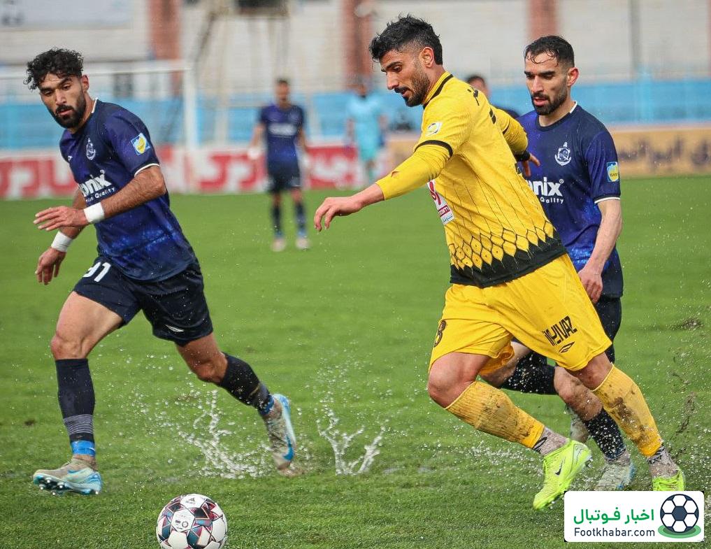 ملوان یک نیمه با تیم دوم مقابل سپاهان!