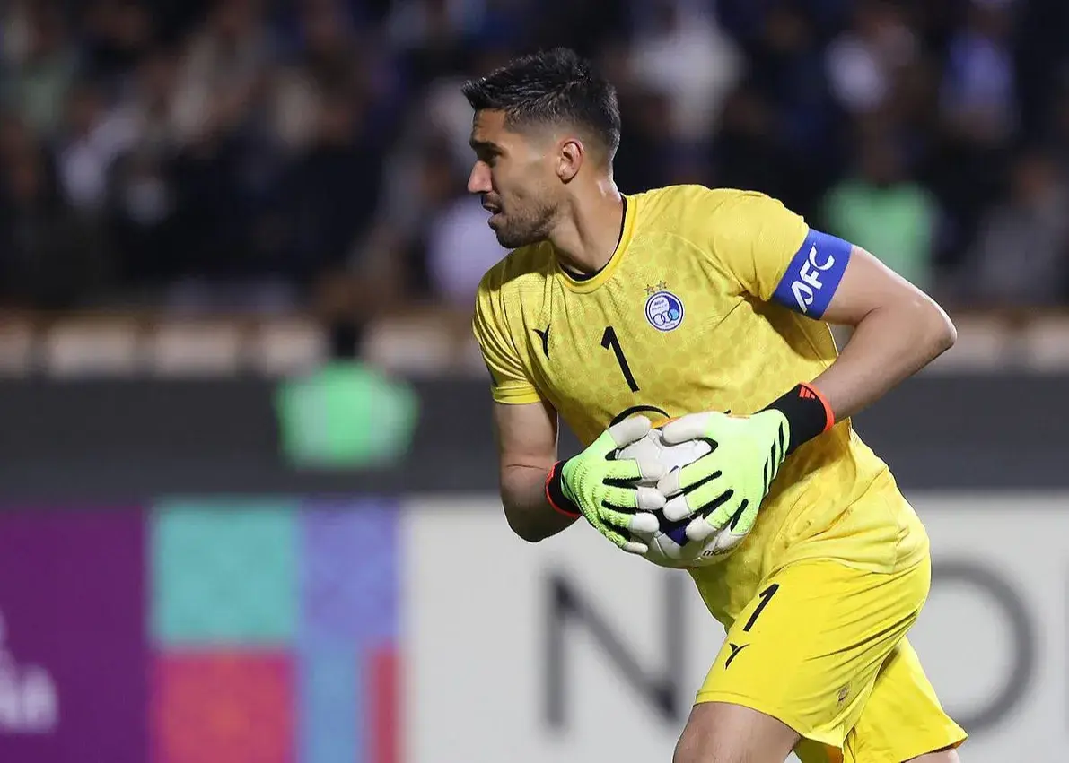 سیدحسین: بس است بروید یک گلر بیاورید!