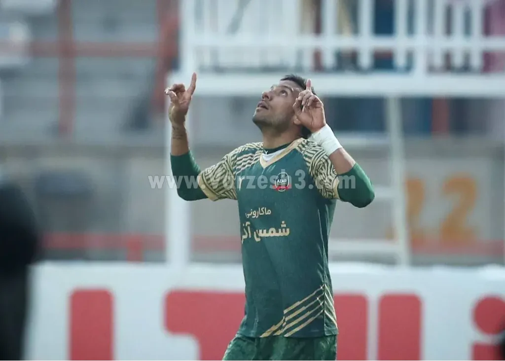 زنده‌روح با مس رفسنجان توافق کرد؛/ هافبک باتجربه دوباره زیرنظر خطیبی