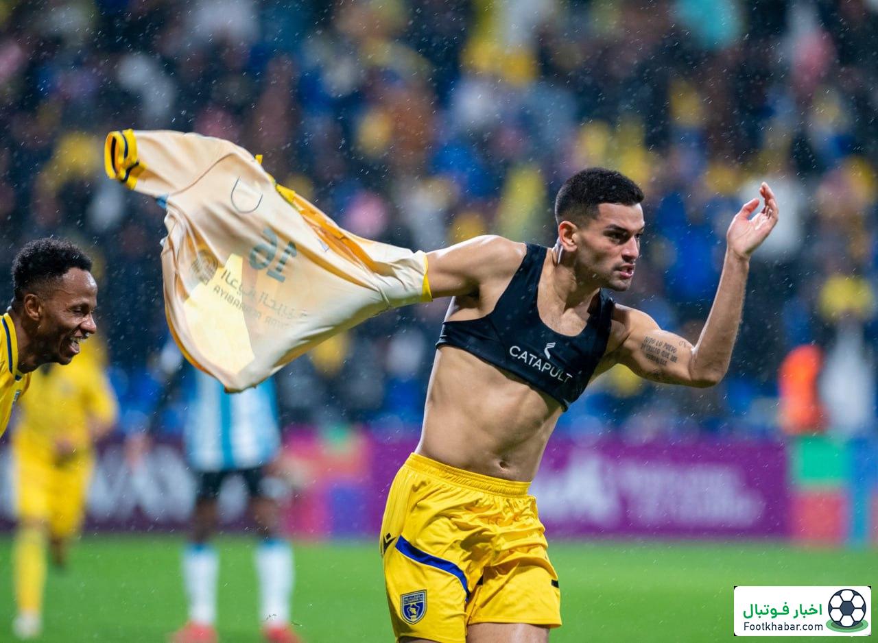 محروم از تراکتور با خوشحالی گل دردسرساز