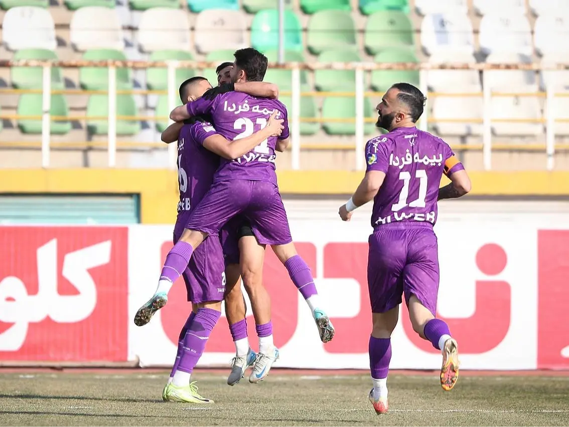 گزارش زنده: هوادار 1 – آلومینیوم 0