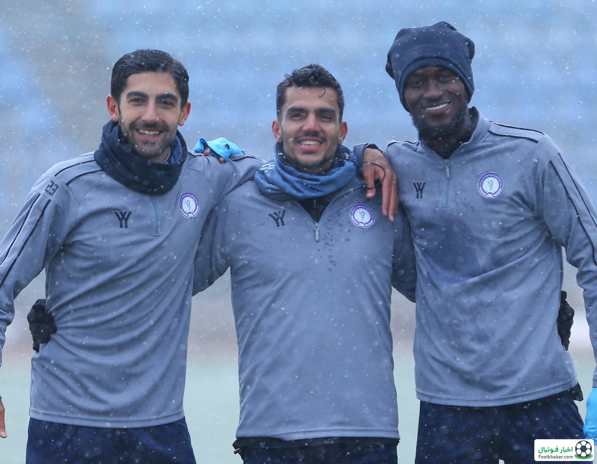 ژست برند‌ه‌های گل گهر قبل از مصاف با پرسپولیس