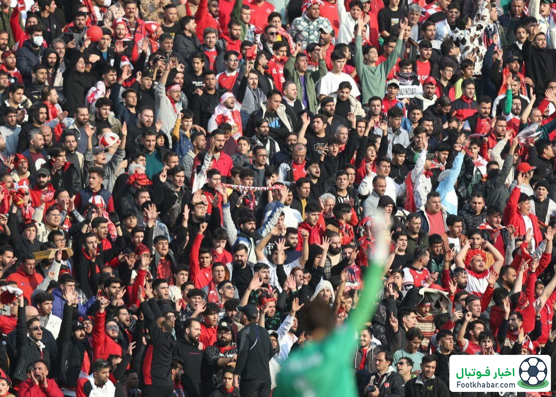 دو هوادار زن پرسپولیس – تراکتور بازداشت شدند