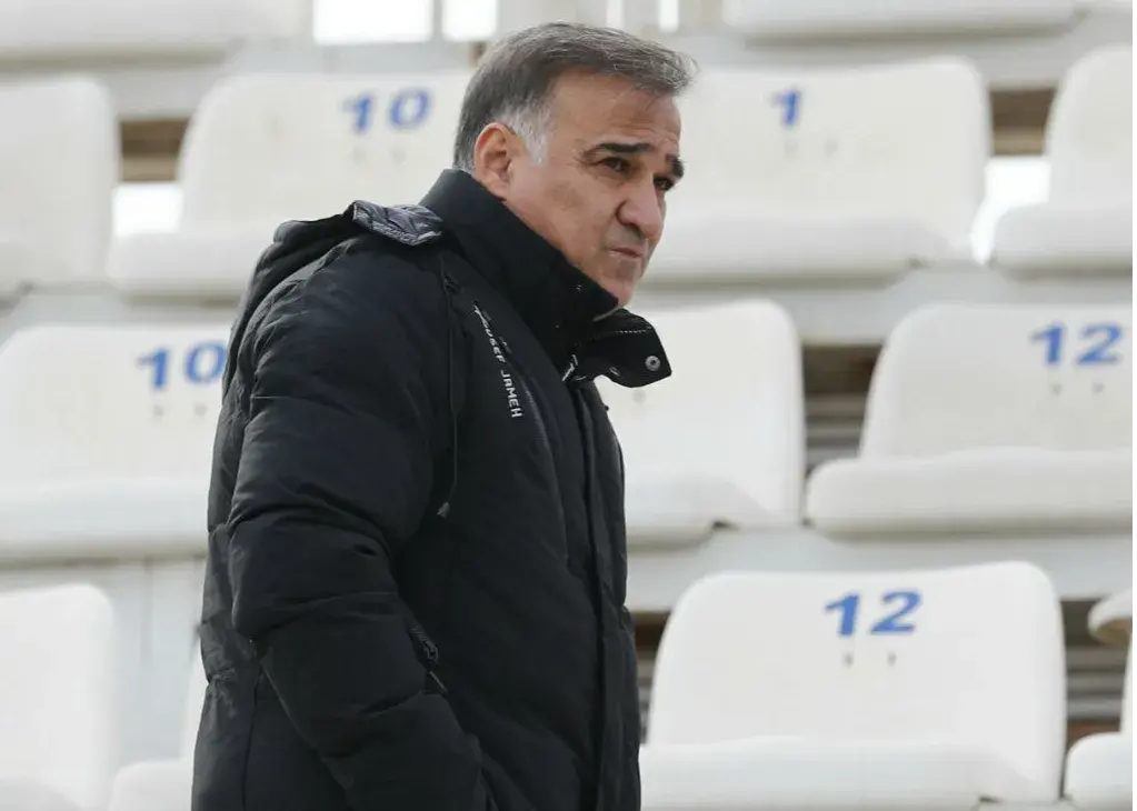 سیروس: تعطیلات لیگ یک کار ما را خراب کرد