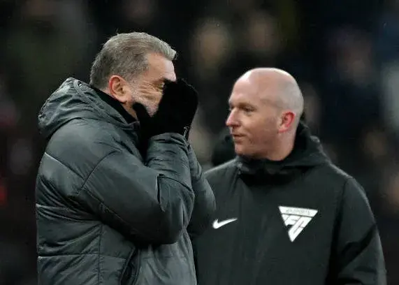 استون ویلا ۲-۱ تاتنهام: شاید آخرین بازی پوستکوگلو!