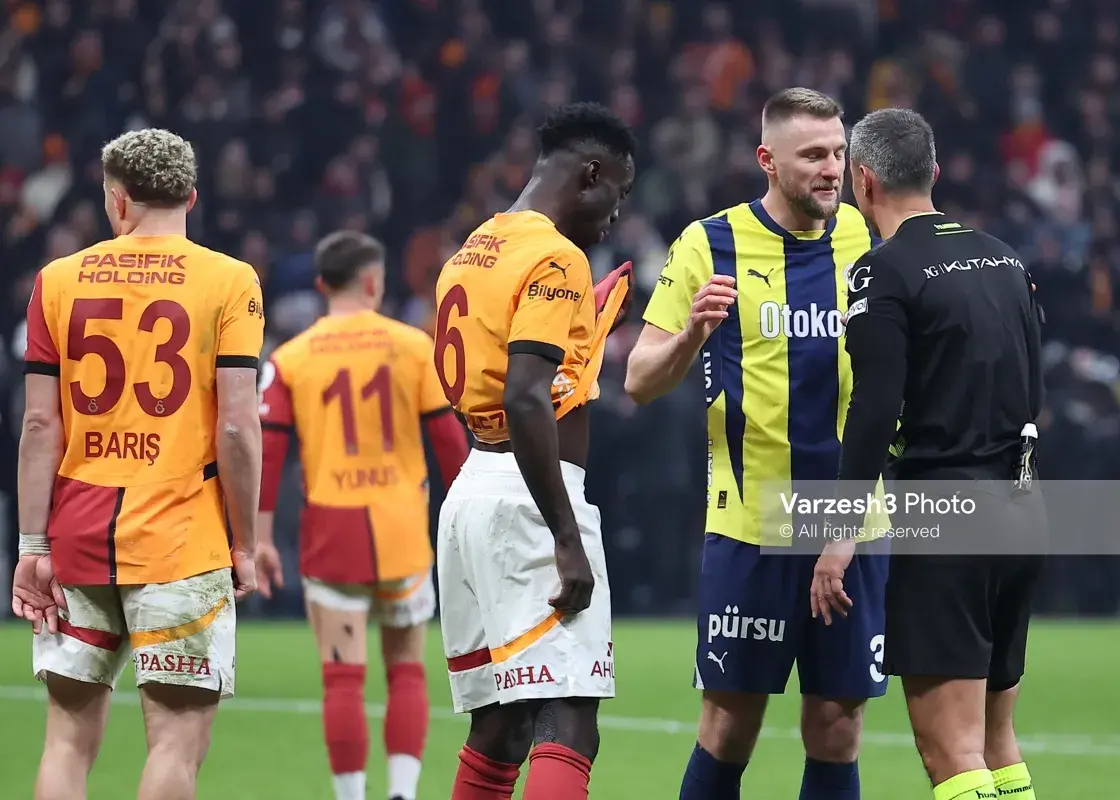 اقدام شوکه‌کننده در دربی فوتبال ترکیه!