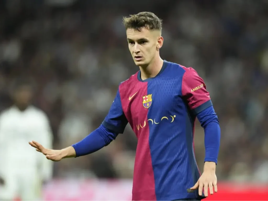 تاتنهام از جذب هافبک بارسا منصرف شد