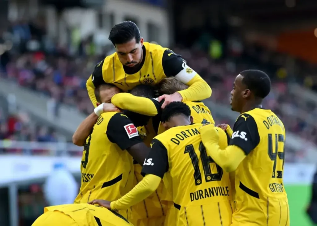 دورتموند دو سال به ‏CL‏ نرود، آسمان به زمین نمی‌آید!‏