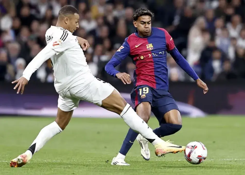 داور ال‌کلاسیکو از ترس هواداران به قرنطینه رفت!