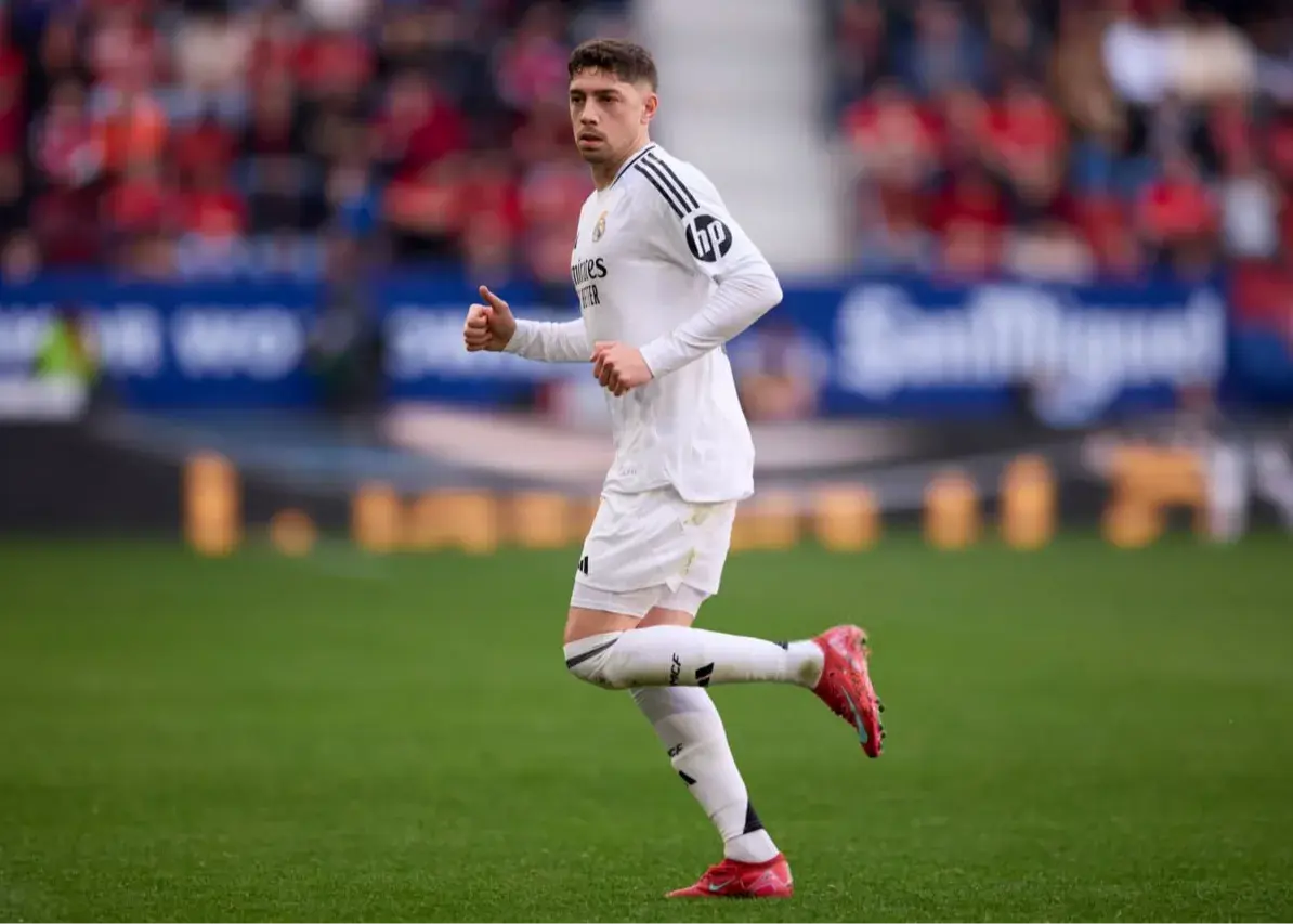 فده مقابل سیتی بازی می‌کند، با درد شدید همسترینگ!