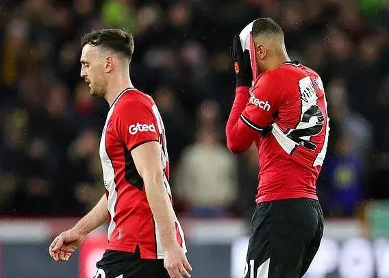 هشدار به لیگ برتر: این قانون‌تان باشگاه‌ها را نابود می‌کند!