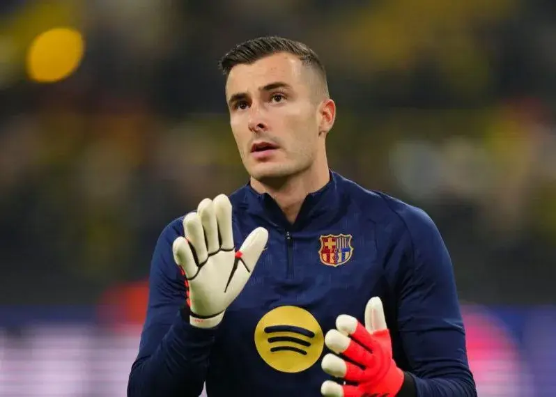 پنیا به تمدید قرارداد با بارسلونا فکر نمی‌کند!