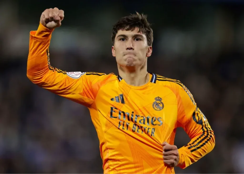 یک ضربه سر جادویی مِید این رئال!