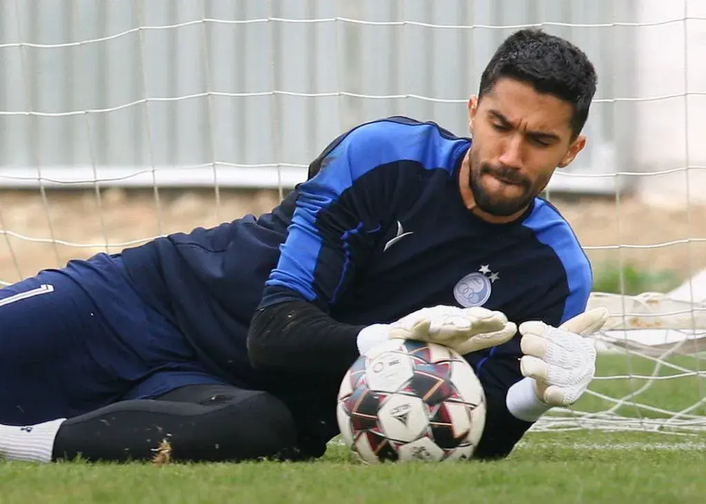 تلاش سیدحسین برای اولین برد برابر بیرانوند