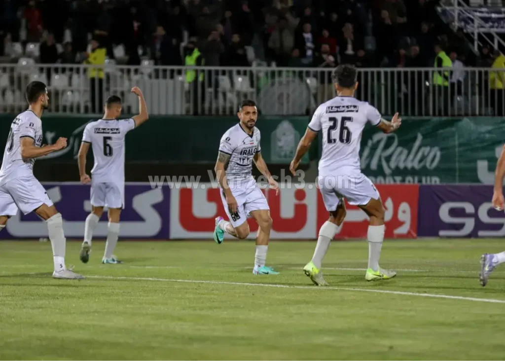 نفس‌های کاظمیان بیخ گوش علیپور