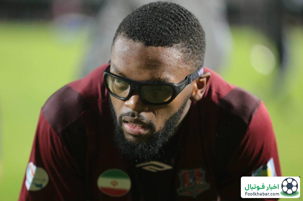 خروج ناگهانی یامگا از بازی با استقلال خوزستان