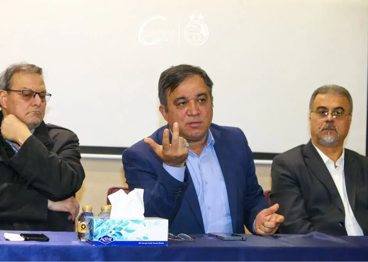 تاجرنیا: نمیتوانیم 20 بازیکن درجه یک بگیریم