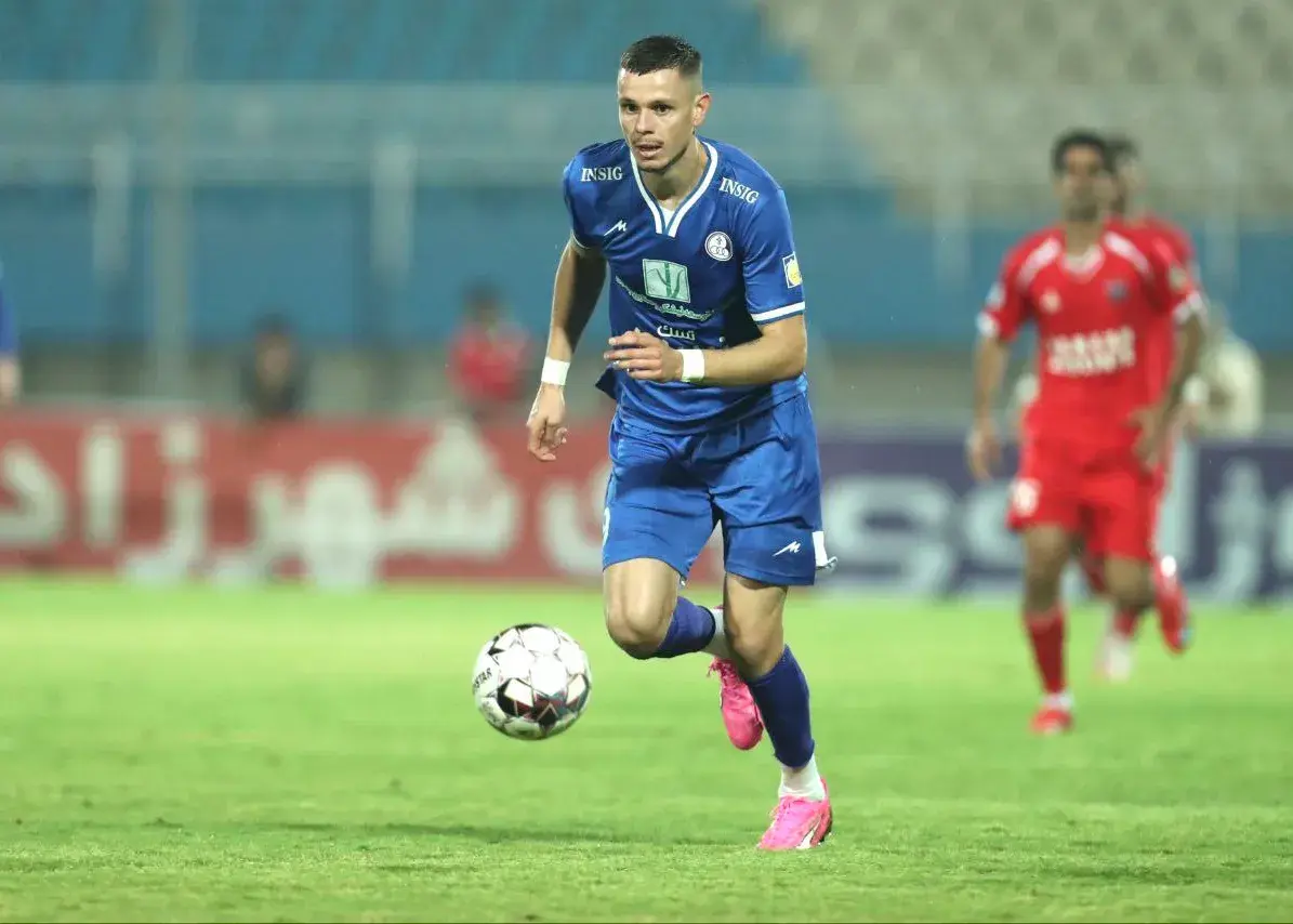 مهاجم برزیلی استقلال قبل از گل جشن گرفت!