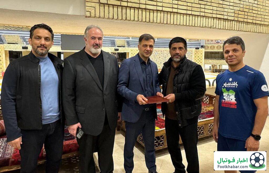 خداحافظی فدراسیون کشتی با مدیرعامل سابق استقلال