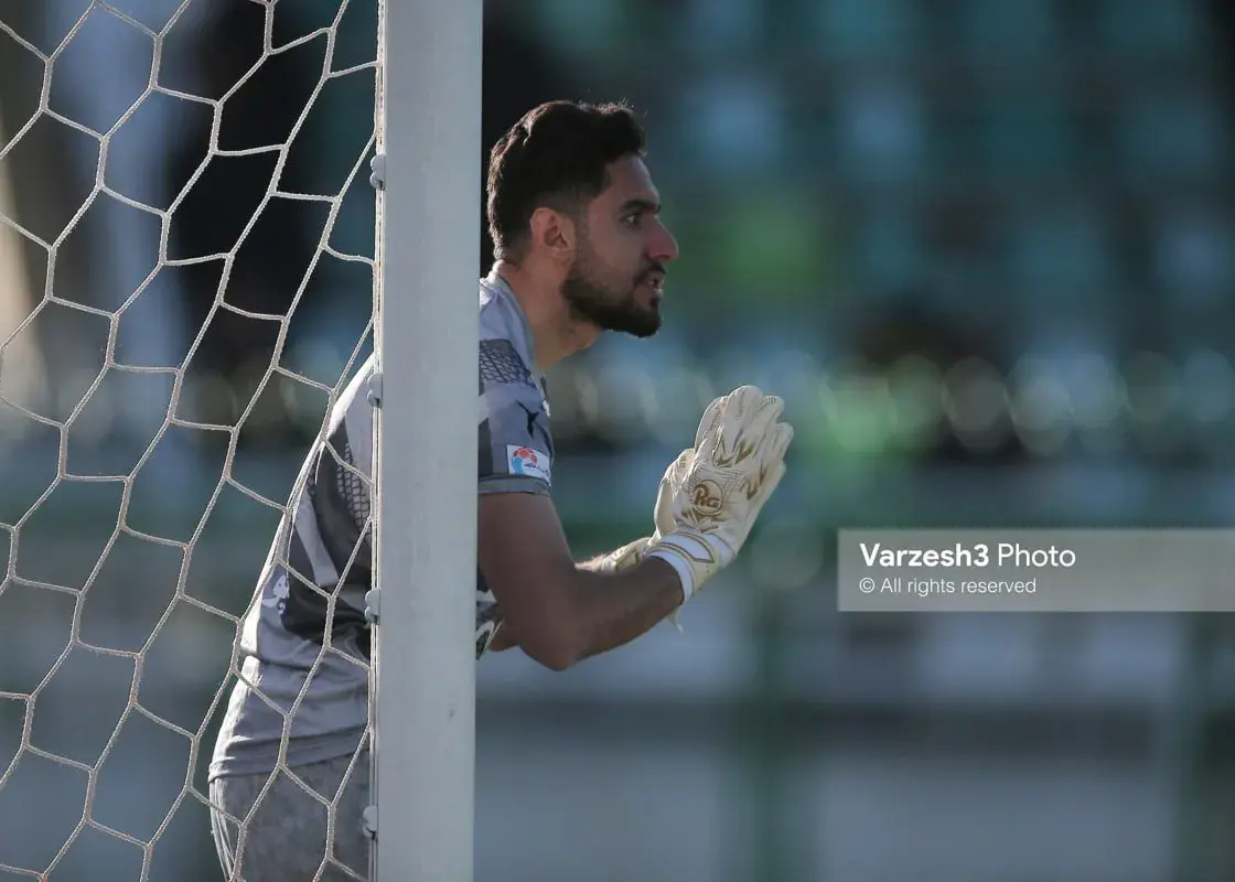 رقیب بیرانوند و اخباری از اصفهان می‌آید