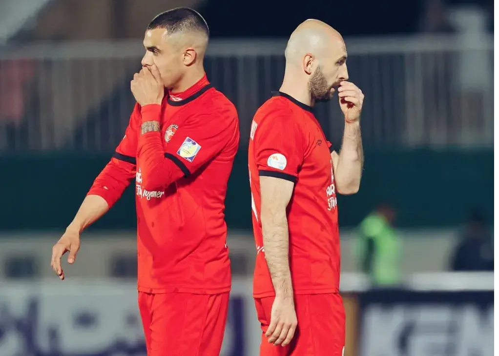 ریکی برای بازی استقلال دست تنها شد (عکس)